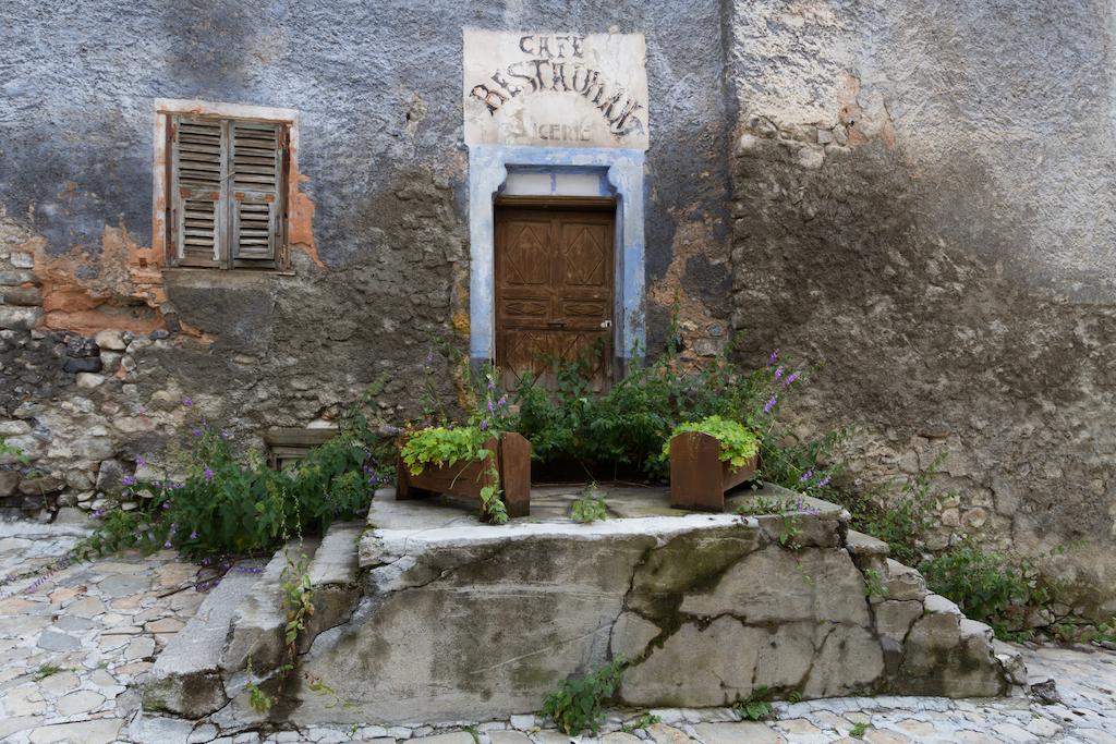 La Petite Etoile D'Hotes En Mercantour Saint-Dalmas-le-Selvage ภายนอก รูปภาพ